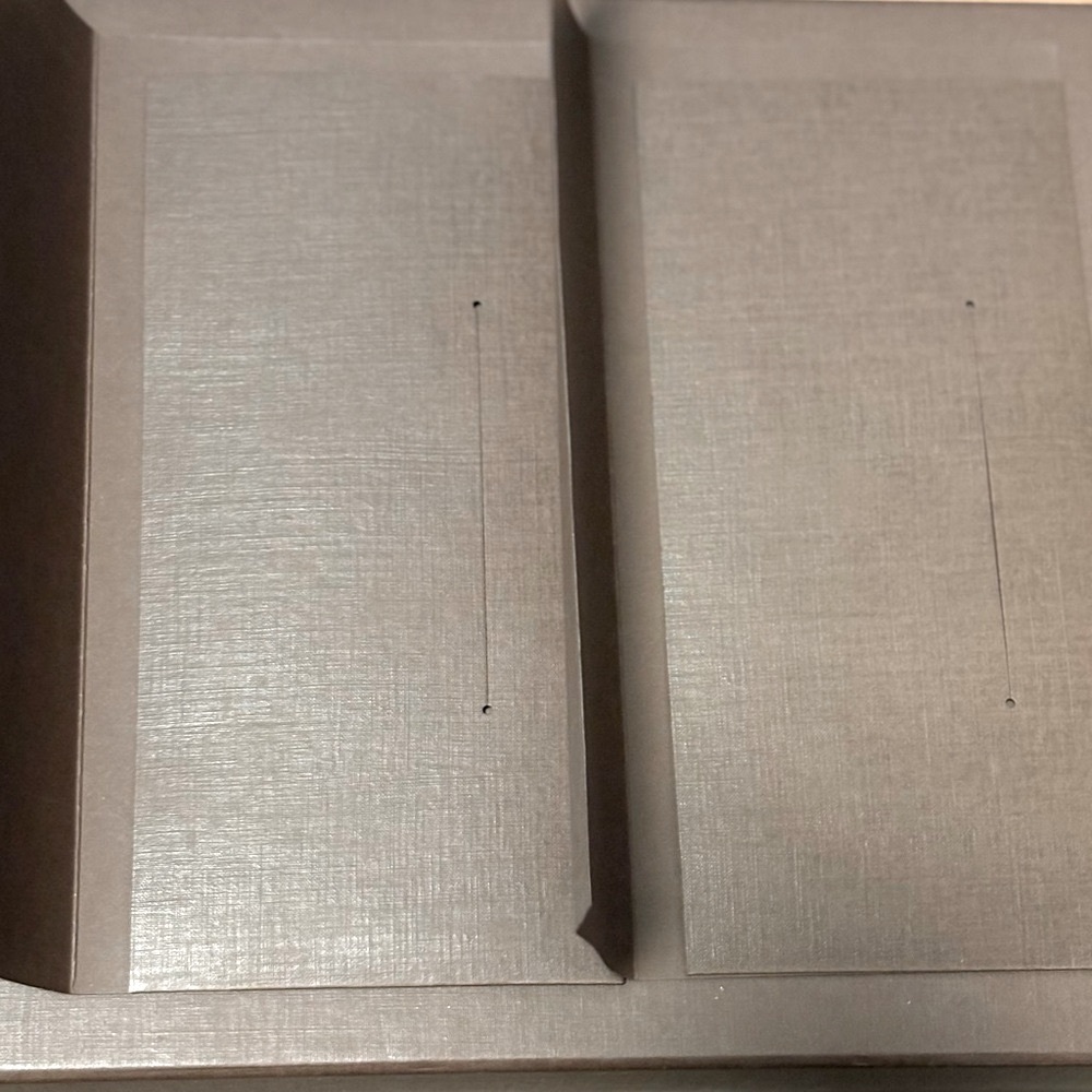 [Louis Vuitton] Lot of 6 - Large & Small Box, 2 Envelopes, Gift Bag & Tag/Card - Picture 12 of 16